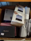 Assorted box: Category - Electronics and Homewares with Approx. RRP of £200 - Grade U