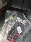 Everlast Boxing Pro Style Training Gloves. RRP £29.99 - Grade U