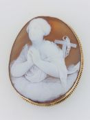 9ct (375) Yellow Gold Large Oval Cameo Brooch