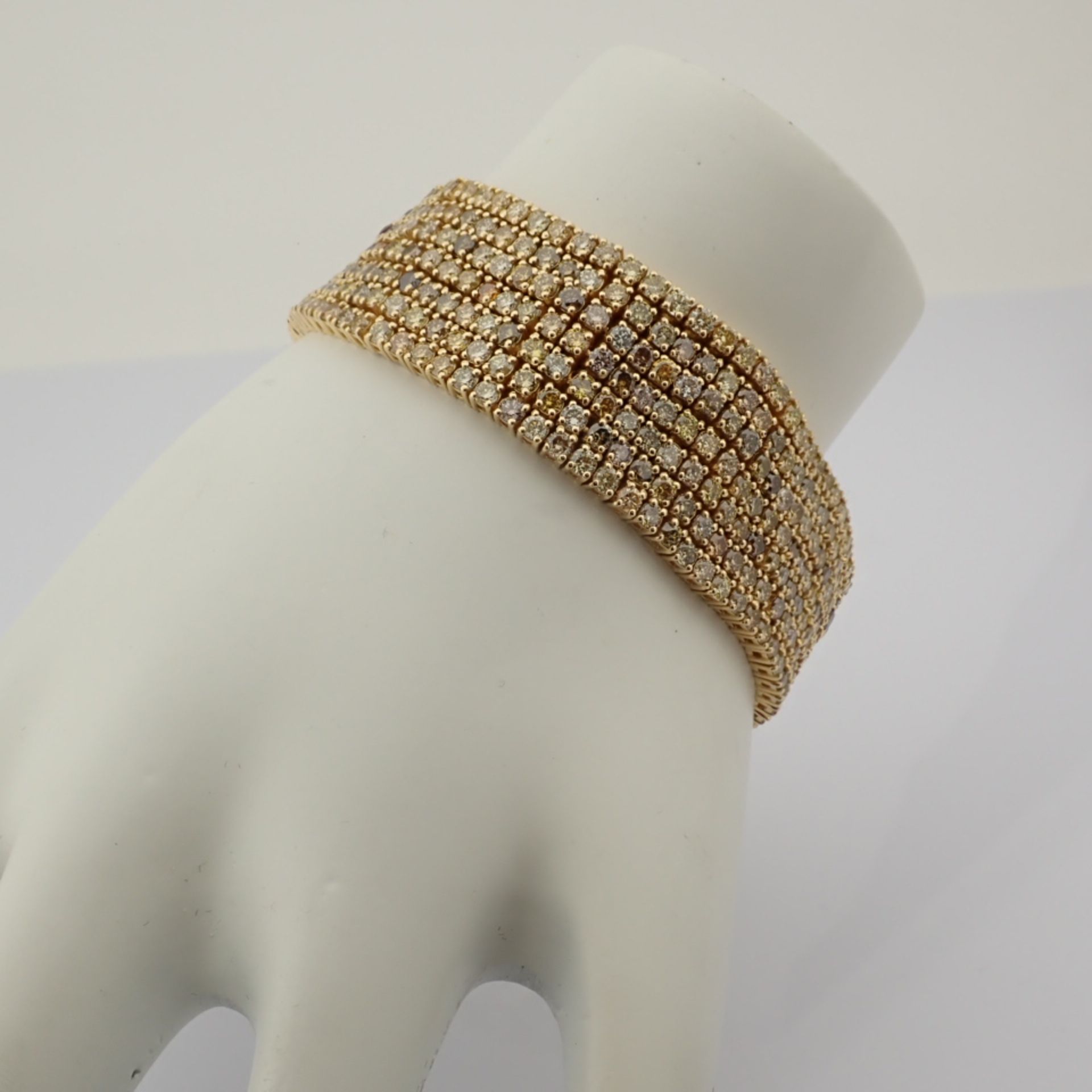 Certificated 18K Yellow Gold Fancy Diamond Bracelet - Image 3 of 9
