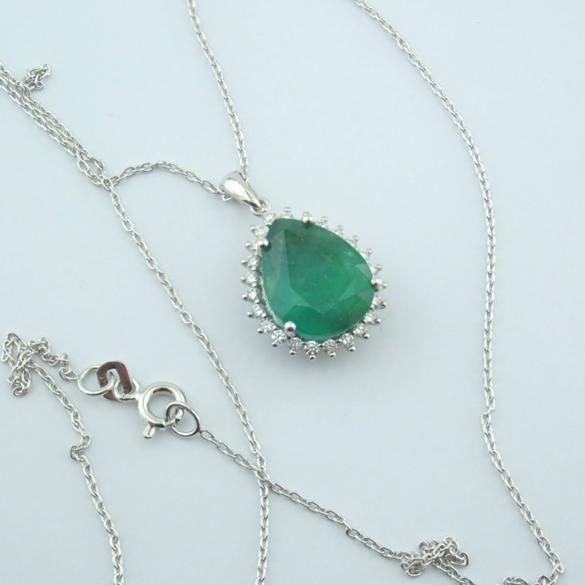 Certificated 14K White Gold Diamond & Emerald Necklace - Image 12 of 12