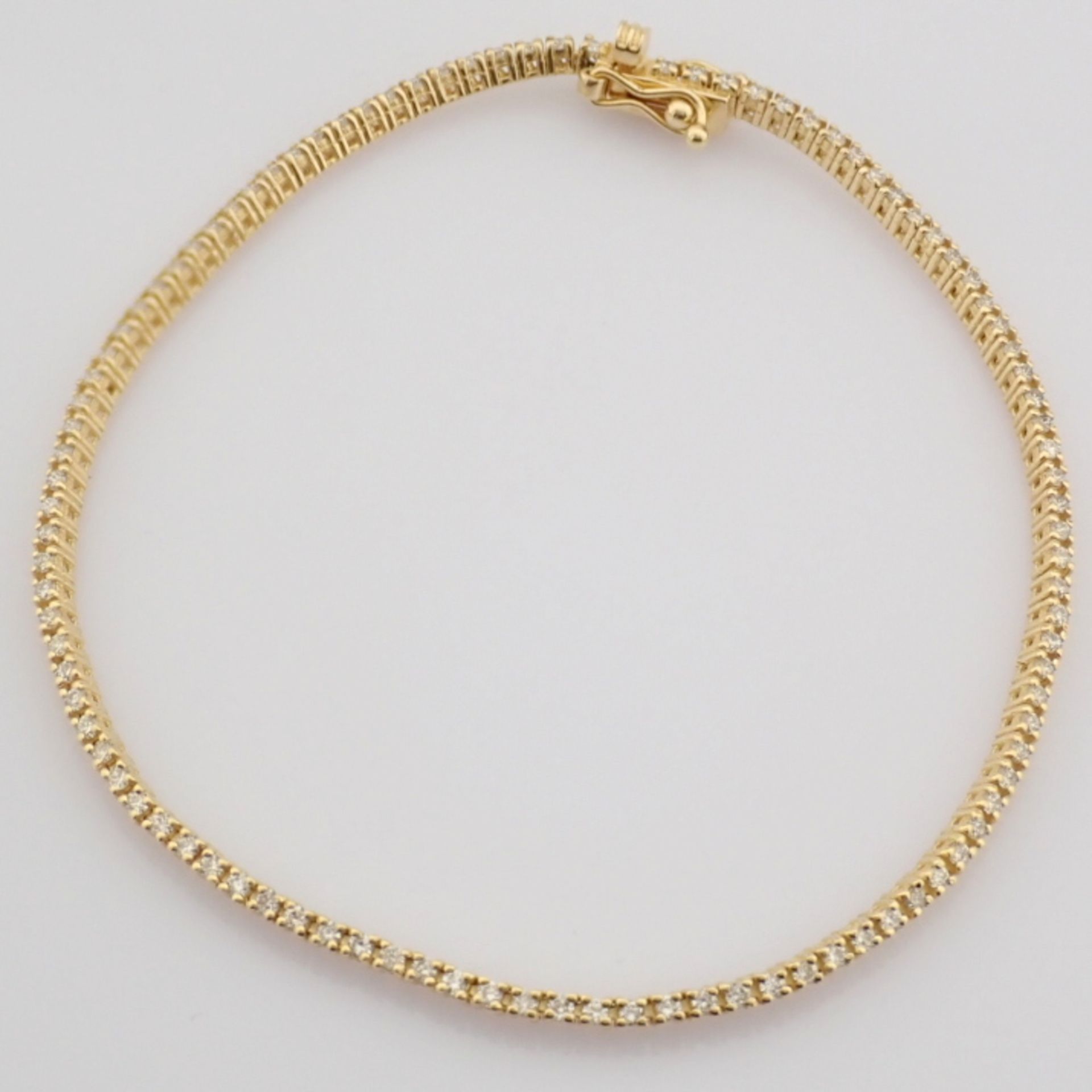 Certificated 14K Yellow Gold Diamond Bracelet - Image 8 of 10