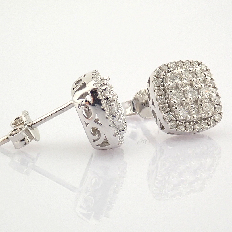 Certificated 14K White Gold Diamond Earring - Image 2 of 7