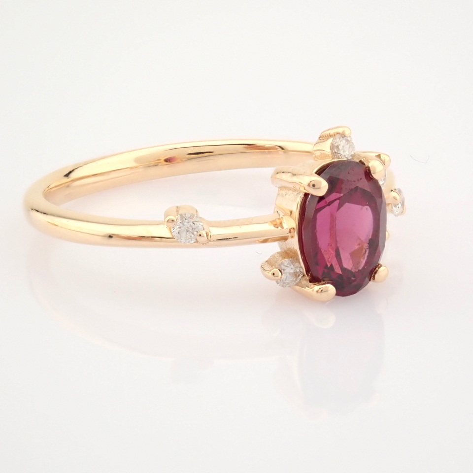 Certificated 14K Rose/Pink Gold Diamond & Rodalite Ring - Image 3 of 10