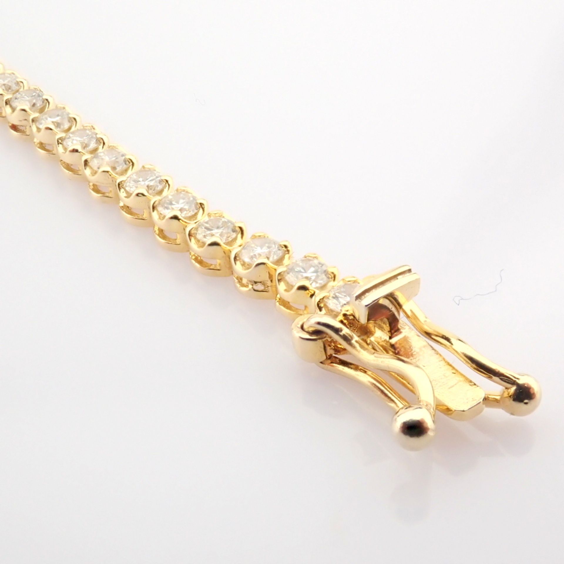 Certificated 14K Yellow Gold Diamond Bracelet - Image 12 of 12