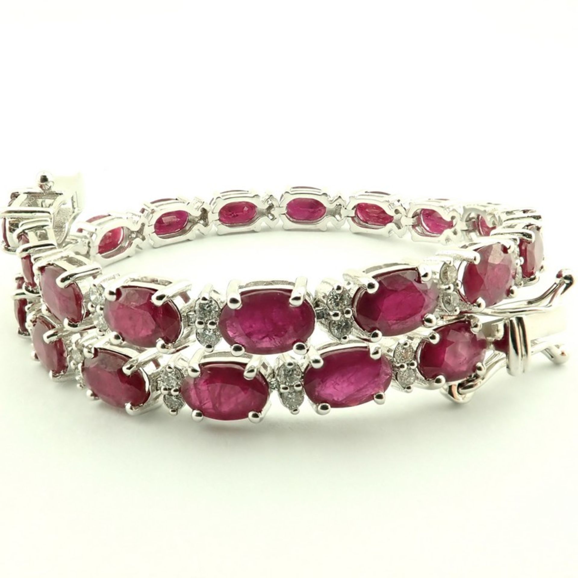 Certificated 14K White Gold Diamond & Ruby Bracelet - Image 3 of 5