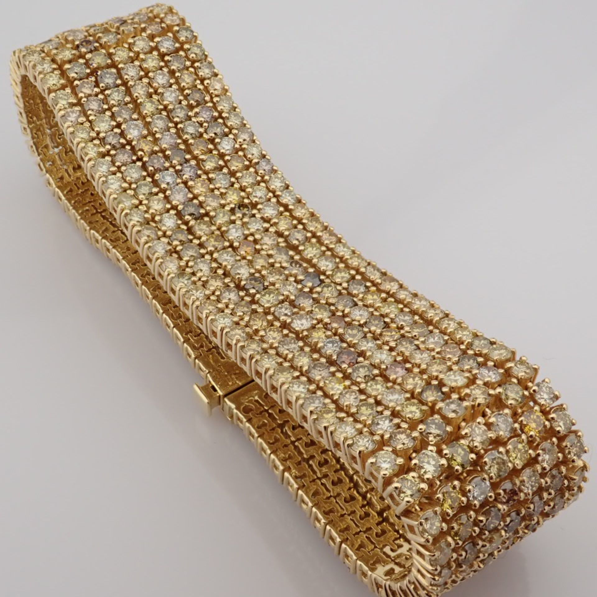 Certificated 18K Yellow Gold Fancy Diamond Bracelet - Image 2 of 9