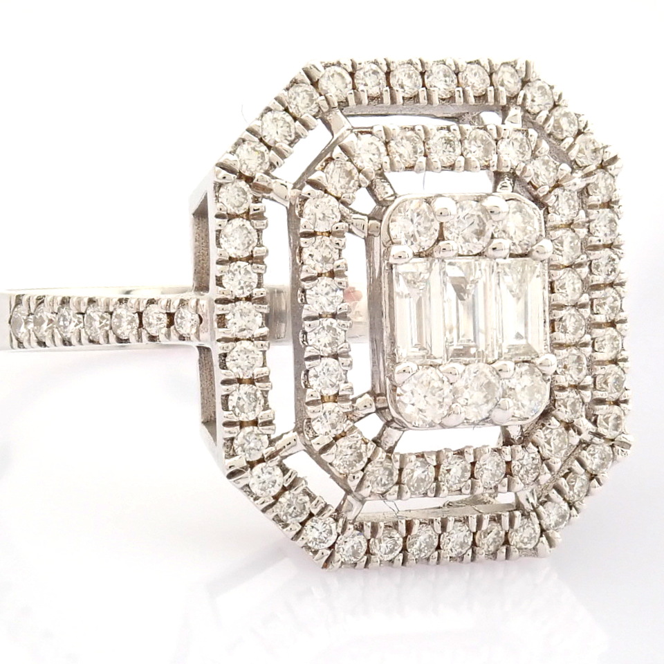 IDL Certificated 14K White Gold Baguette Diamond & Diamond Ring (Total 0.69 ct Stone) - Image 9 of 12