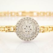 IDL Certificated 14K Yellow and White Gold Diamond & Baguette Diamond Bracelet (Total 0.52 ct Stone)