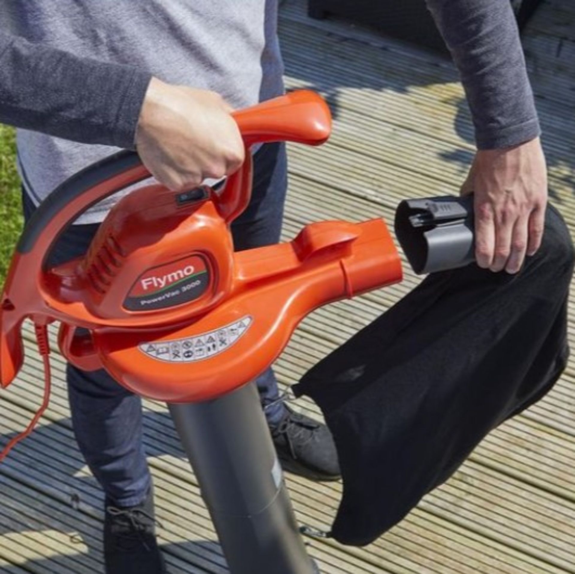 (13A) 1x Flymo PowerVac 3000 RRP £89.99 - Image 2 of 4