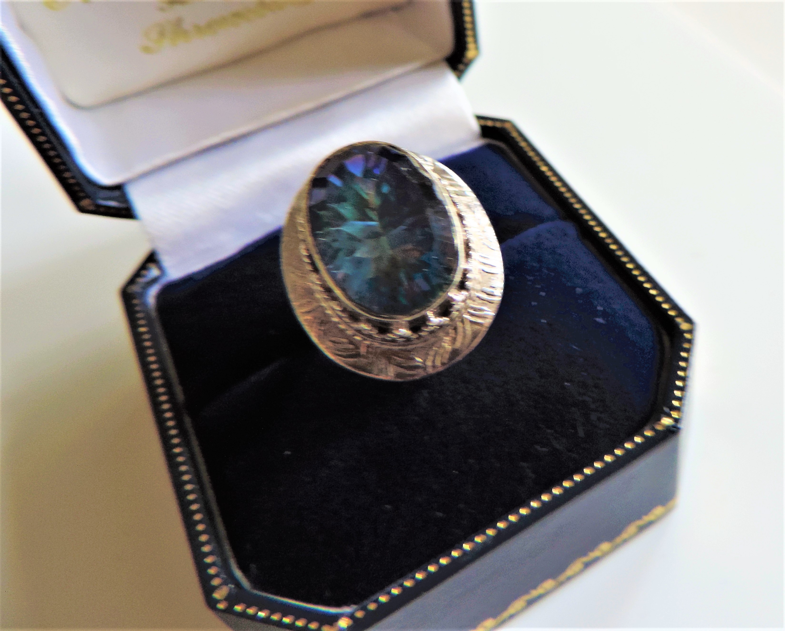 Sterling Silver 6ct Bicolour Sapphire Designer Ring New with Gift Box - Image 2 of 3
