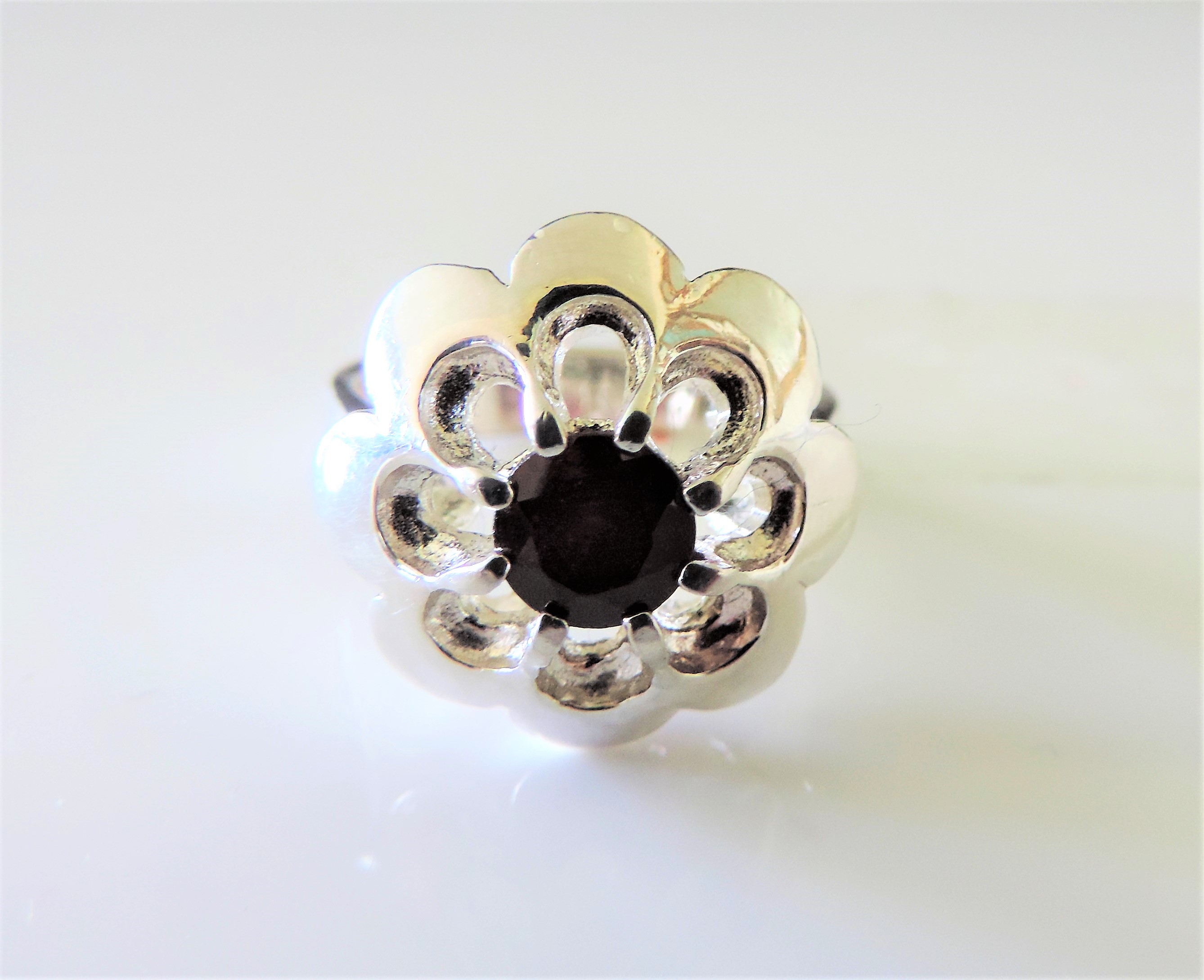 Sterling Silver Garnet Ring - Image 2 of 2