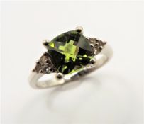 Sterling Silver 2.9 ct Peridot & Diamond Ring New with Gift Box
