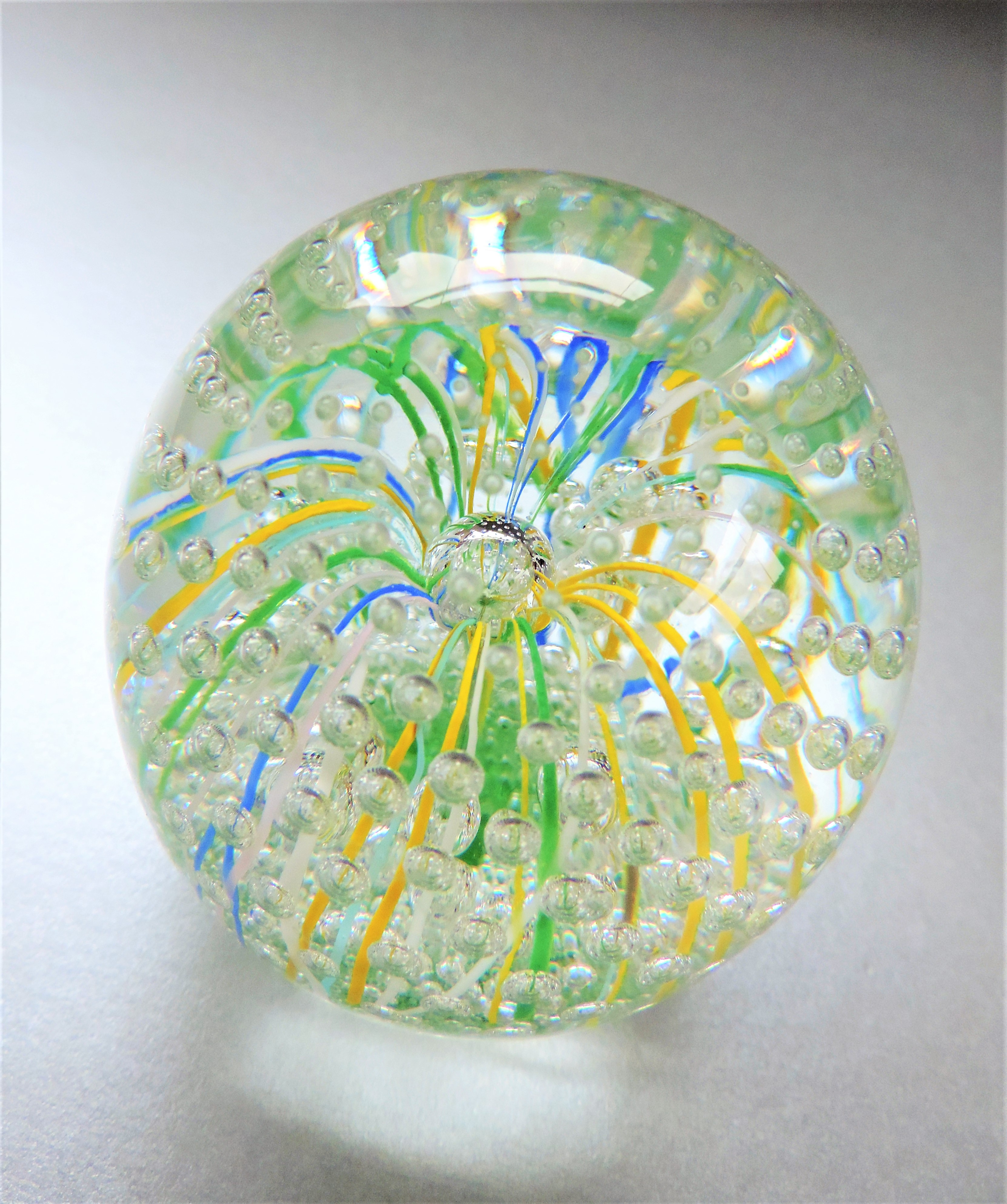 Art Glass Paperweight Bubbles & Fireworks - Image 2 of 4