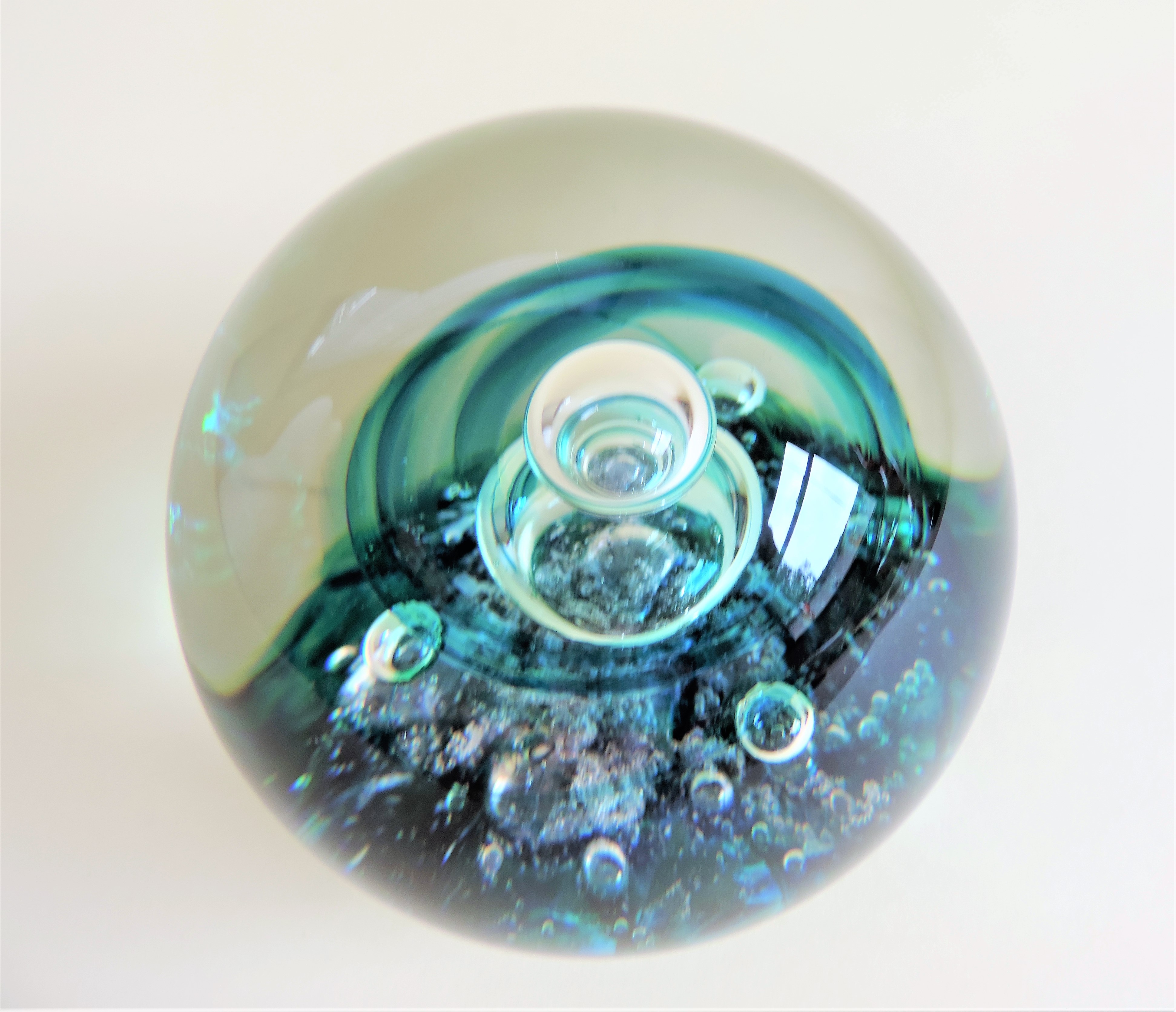 Selkirk Glass Paperweight Emerald Star 1981 Limited Edition - Image 3 of 5