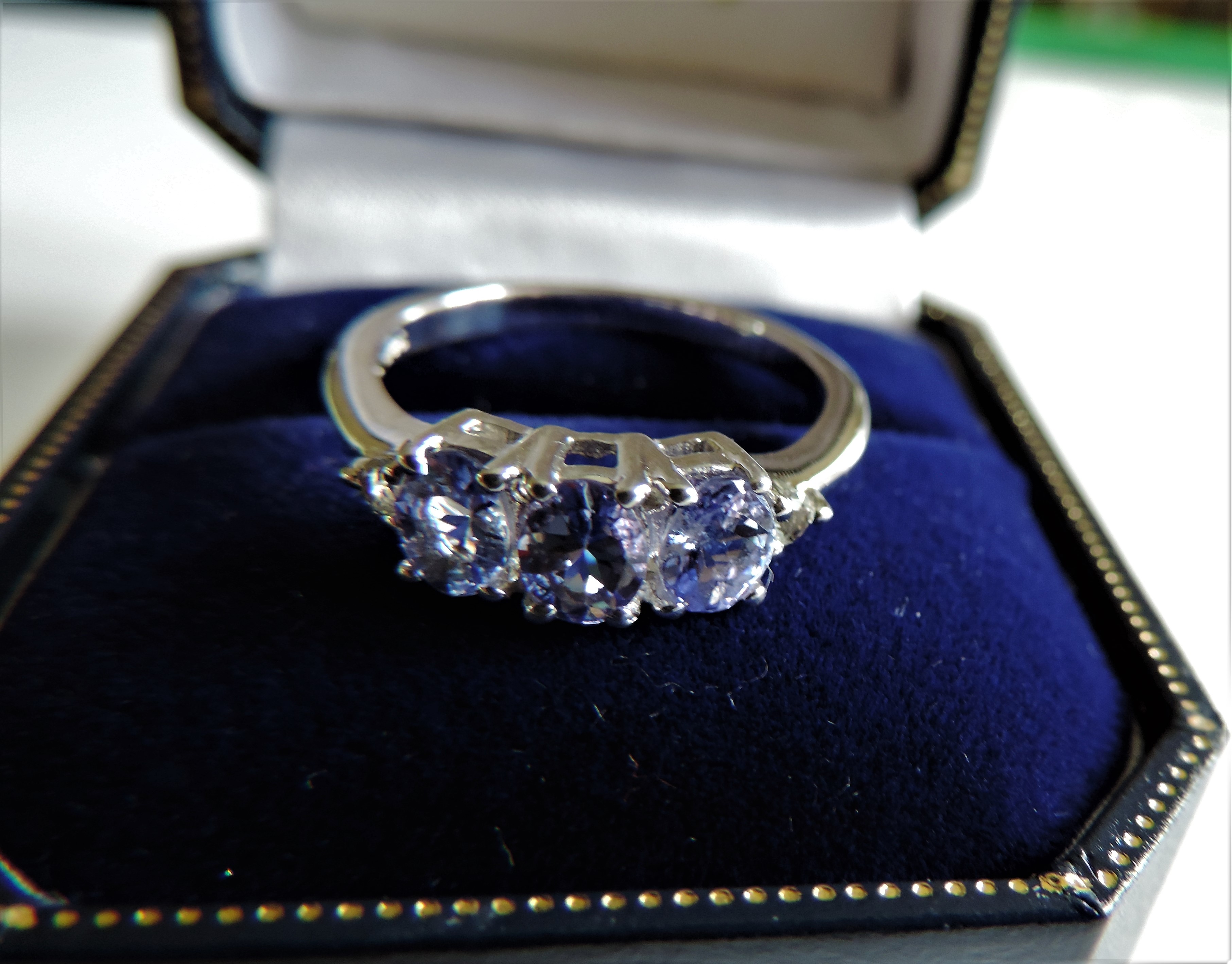 Sterling Silver Tanzanite & Diamond Ring New with Gift Box - Image 4 of 5