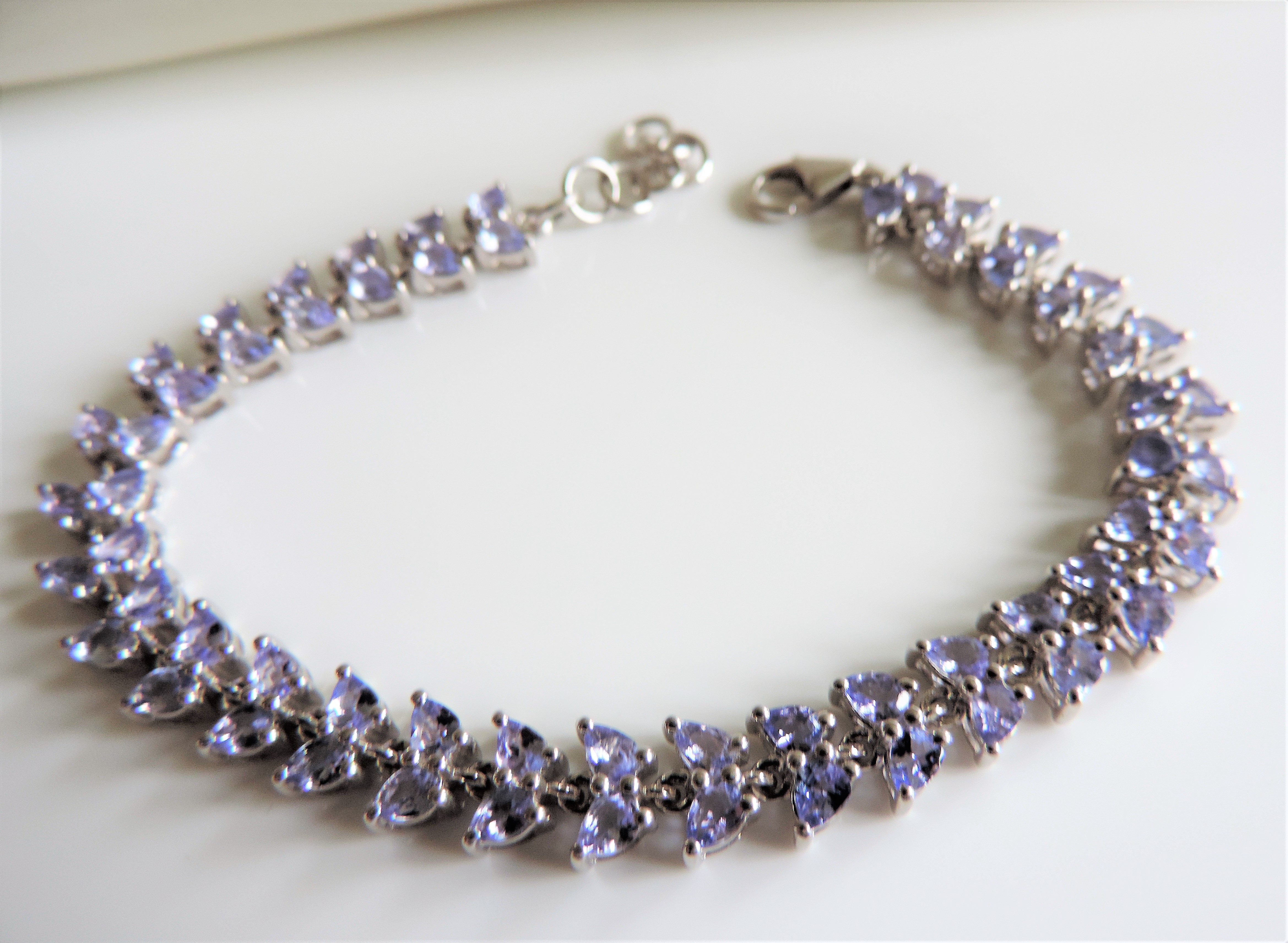 Sterling Silver 18Ct Tanzanite Bracelet New with Gift Box - Image 2 of 4