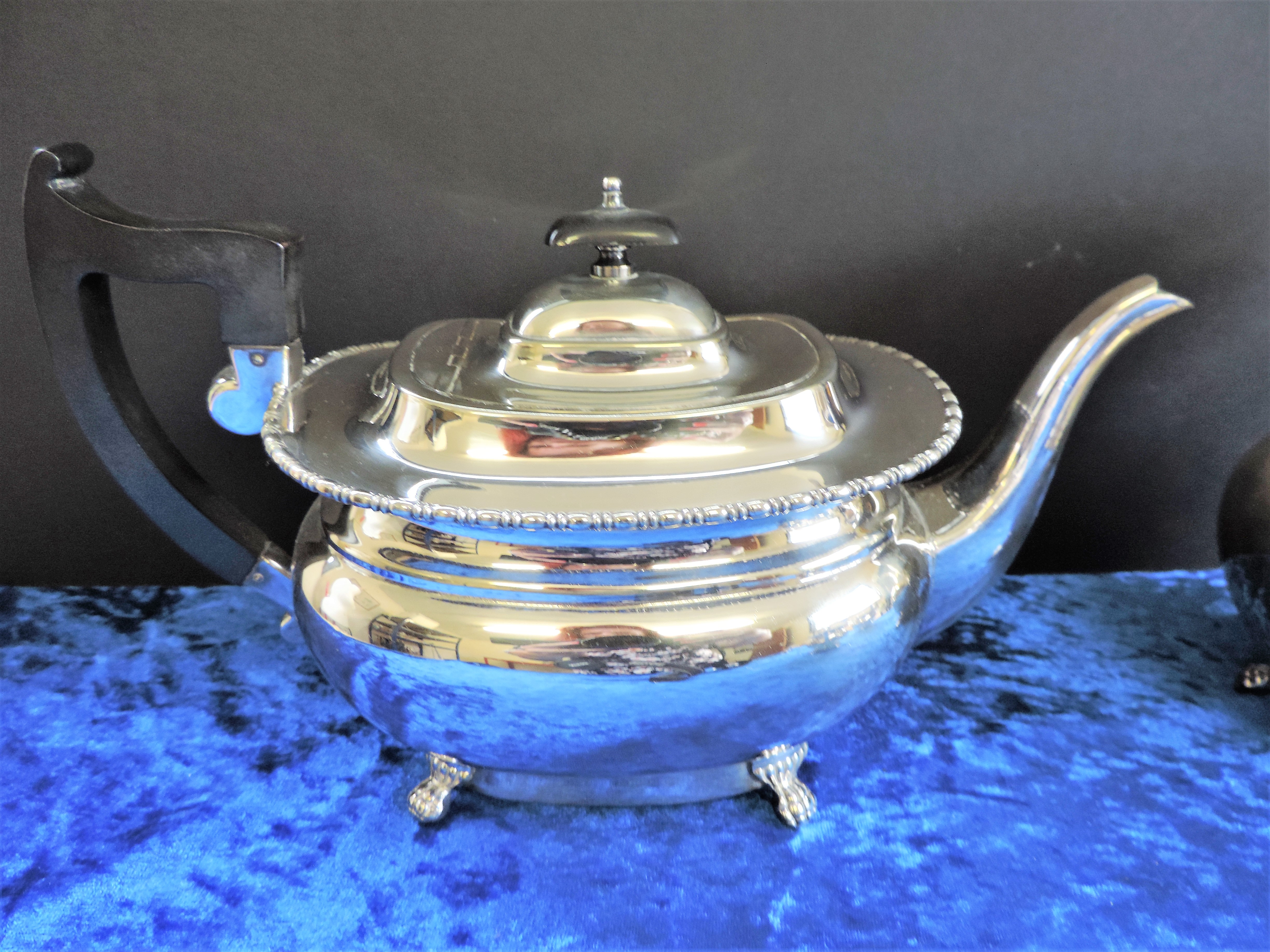 Antique Art Nouveau Silver Plated 5 Piece Tea & Coffee Set - Image 5 of 9