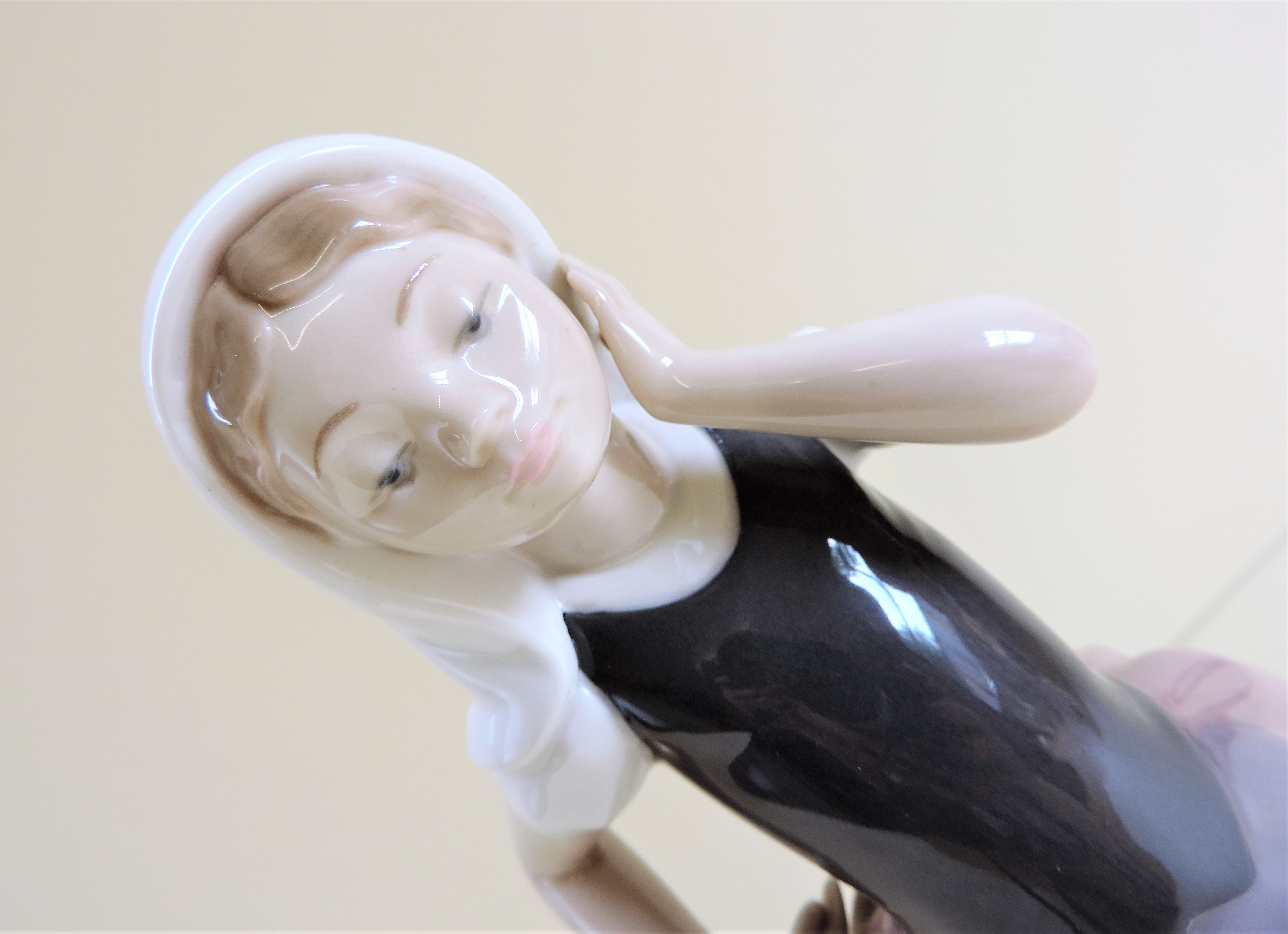 Lladro Nao Figurine circa 1982 - Image 2 of 4