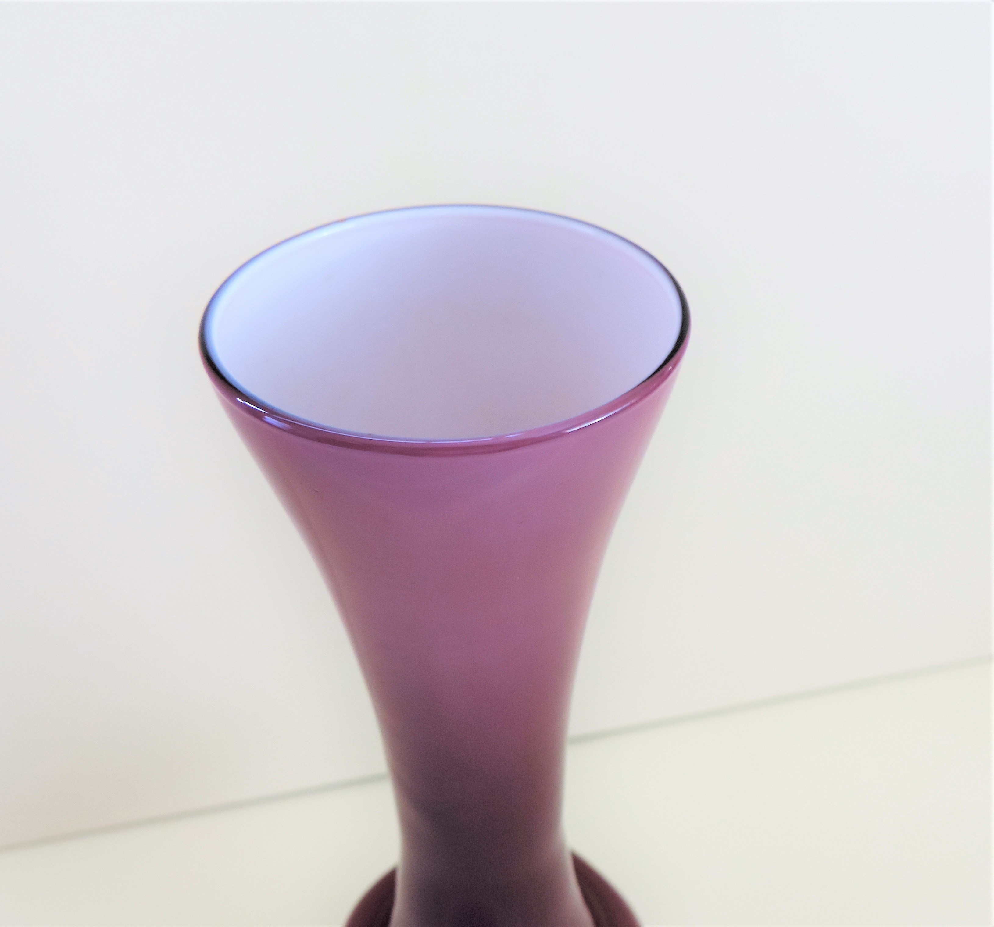 Murano Venni Opalino Glass Vase Amethyst Milk White - Image 3 of 6