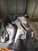 Lengthen Oversized Blanket Hoodie with Sherpa Lining Soft & Warm. RRP £39.99 - Grade U