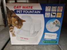 Cat Mate Pet Water Fountain for Cats and Small Dogs. RRP £37.95 - Grade U