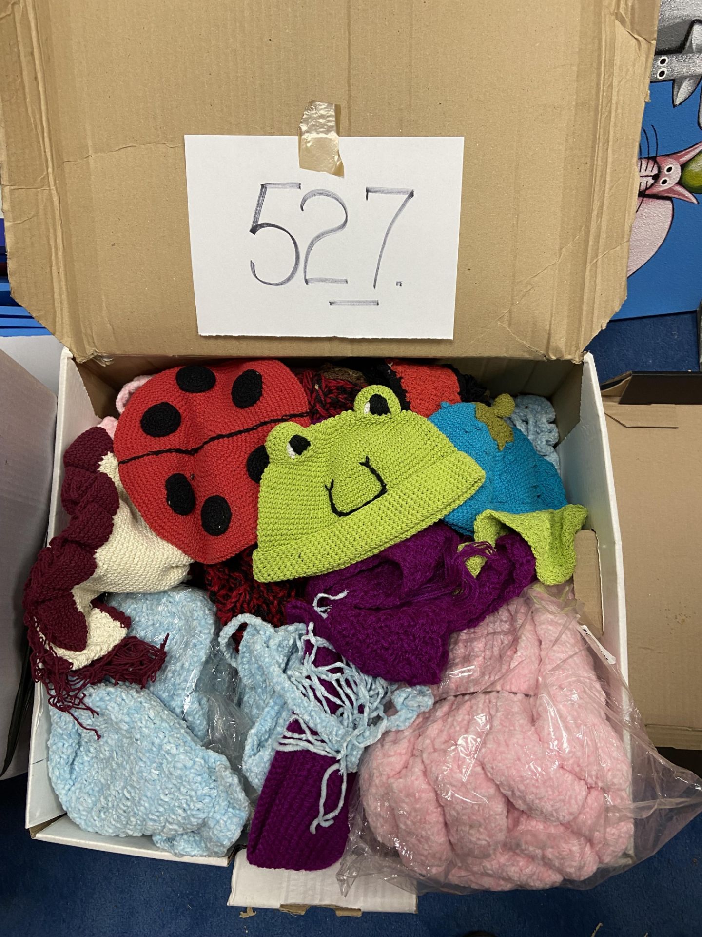 Quantity of knitted hats, gloves and scarves