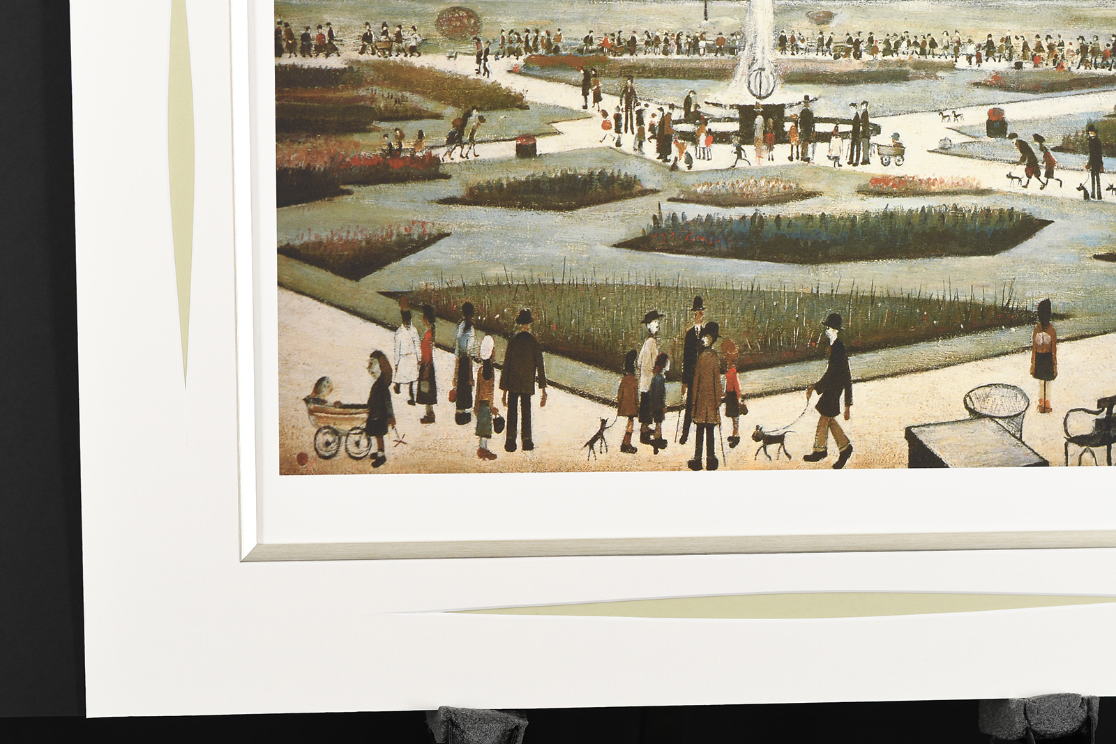 Limited Edition L.S. Lowry Titled "Piccadilly Gardens" - Image 8 of 9