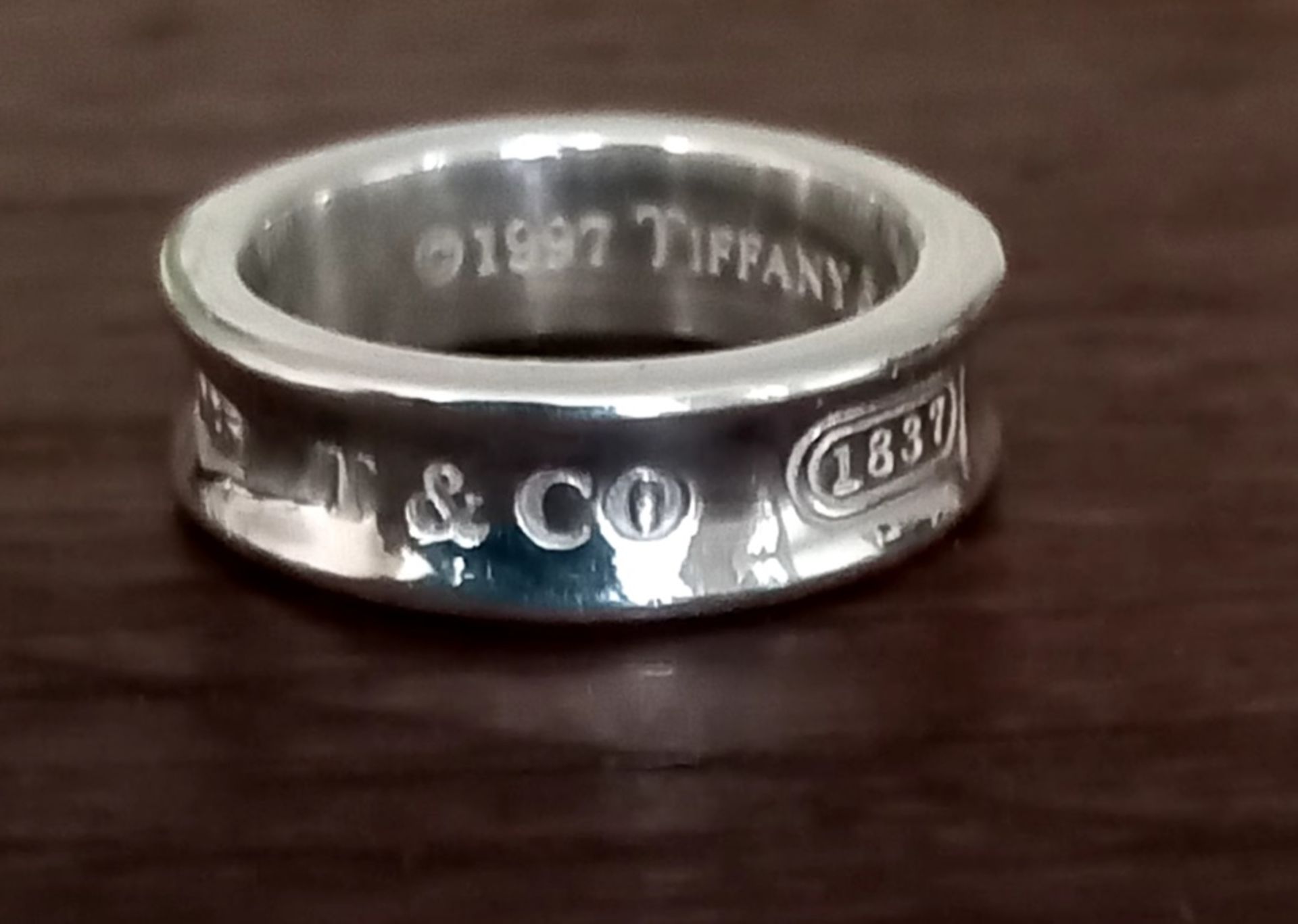 A Tiffany & Co Silver Band Ring - Image 3 of 3