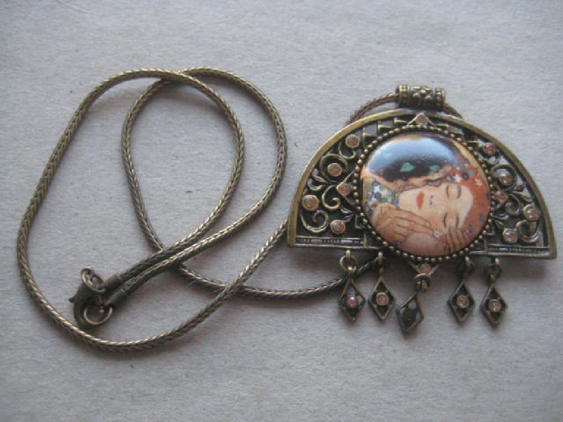 Vintage G Klimt Der Kuss Goebel Jewellery Set, Cased - Image 9 of 9