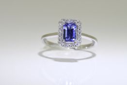 Tanzanite & Diamond Ring