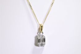 Diamond Pendant set in 18 carat yellow gold