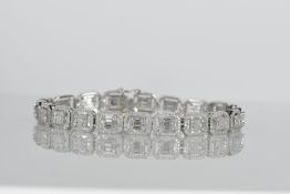 3.91 Carat Diamond Bracelet