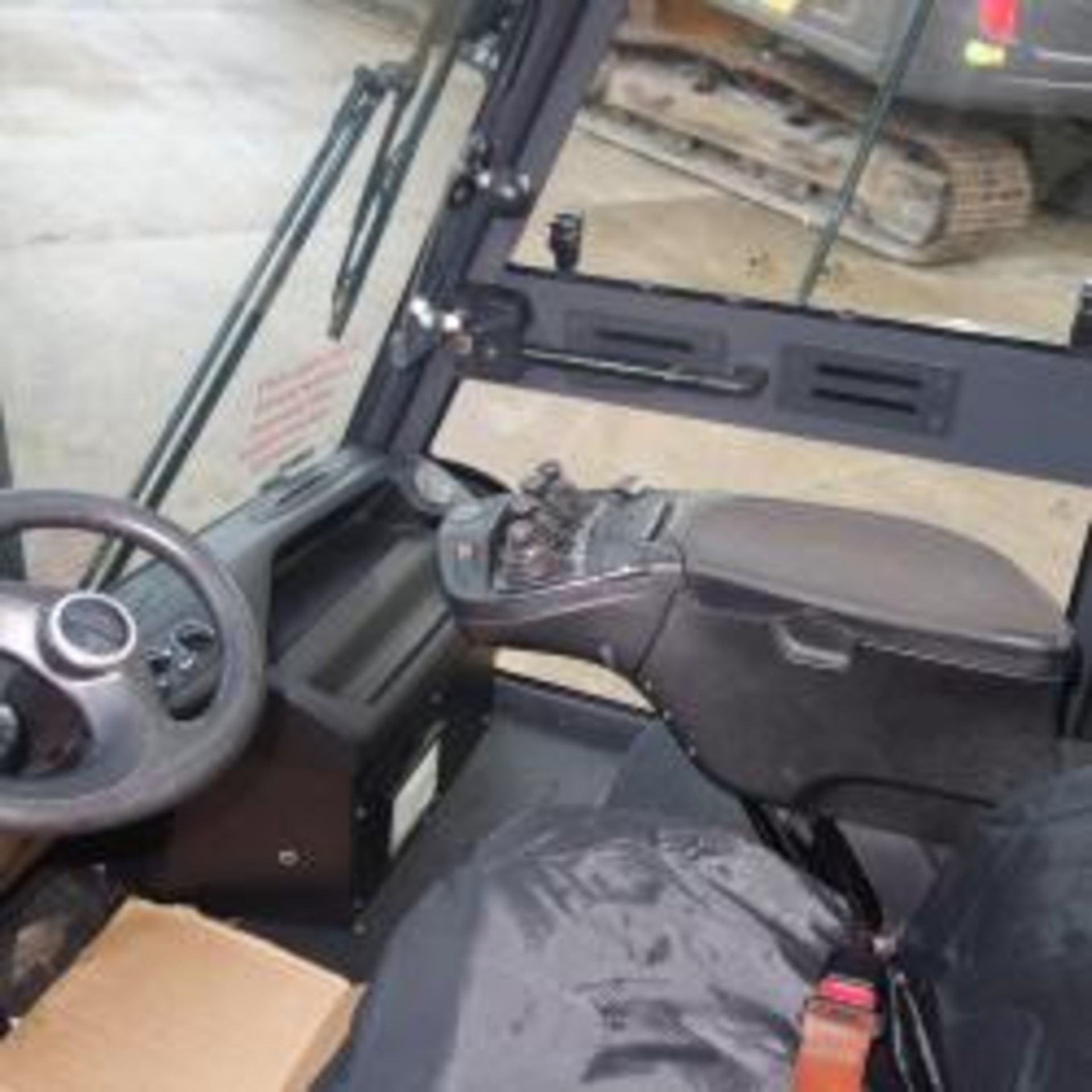 2015 Linde H70D-02 Forklift In Good Condition. - Image 5 of 9