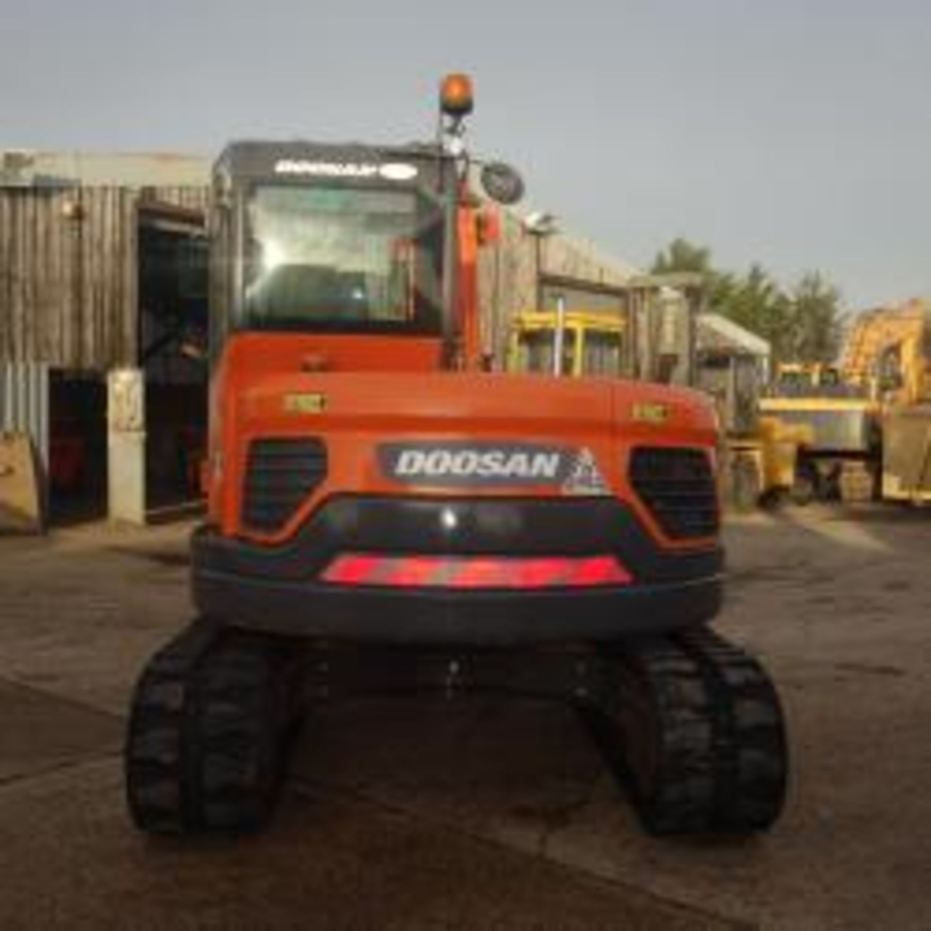 2015 Doosan DX85R-3 Digger. - Image 4 of 10