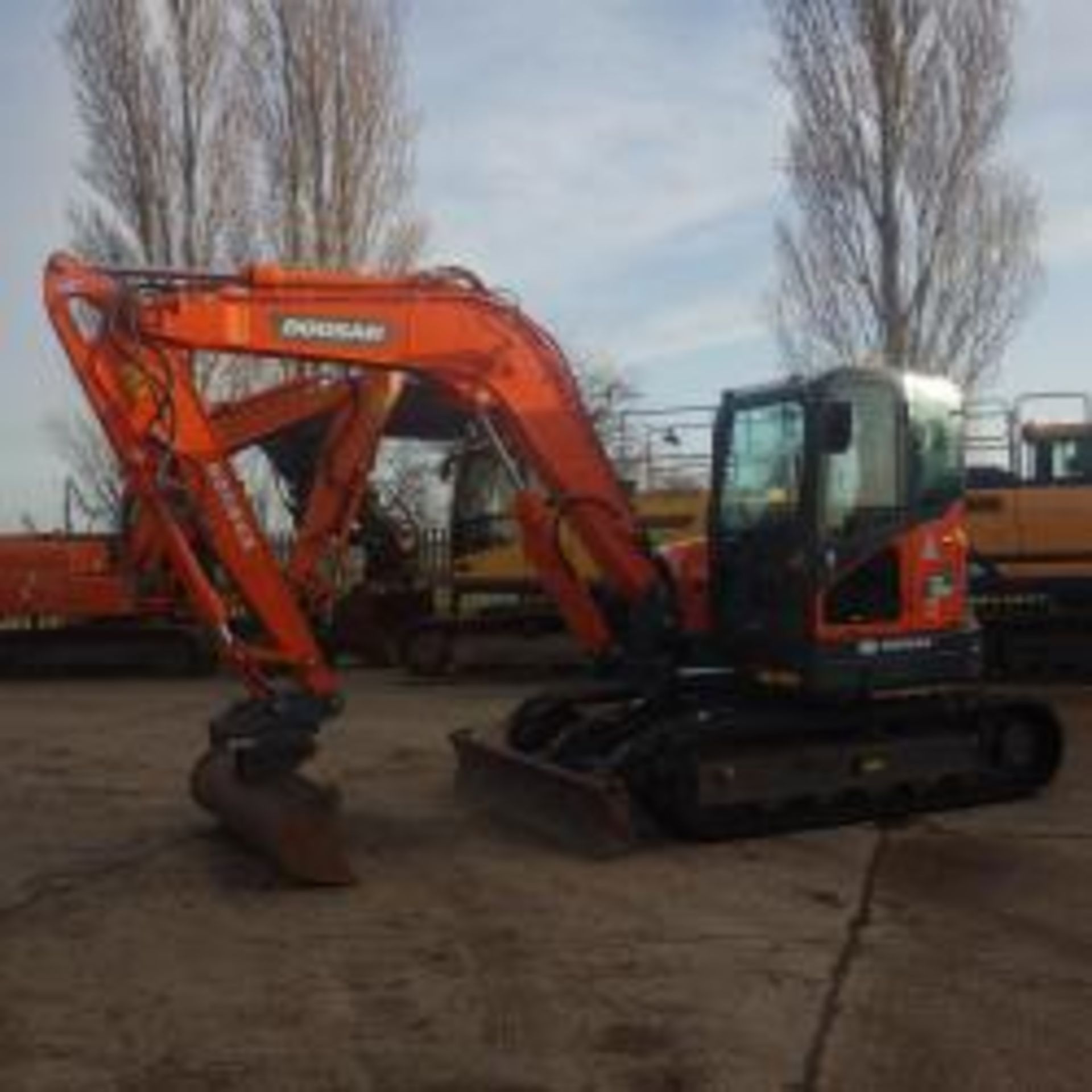 2015 Doosan DX85R-3 Digger.