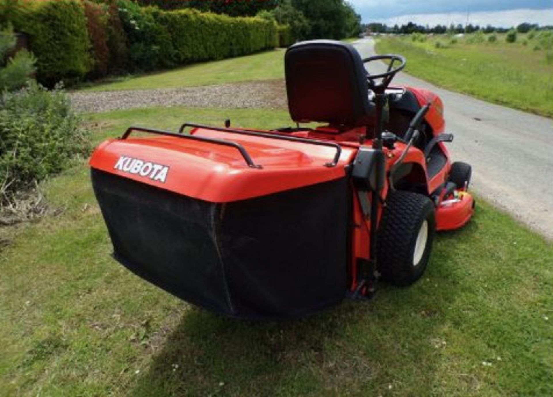 Kubota GR1600 II Garden Low Tip 2008 Mower - Image 3 of 6