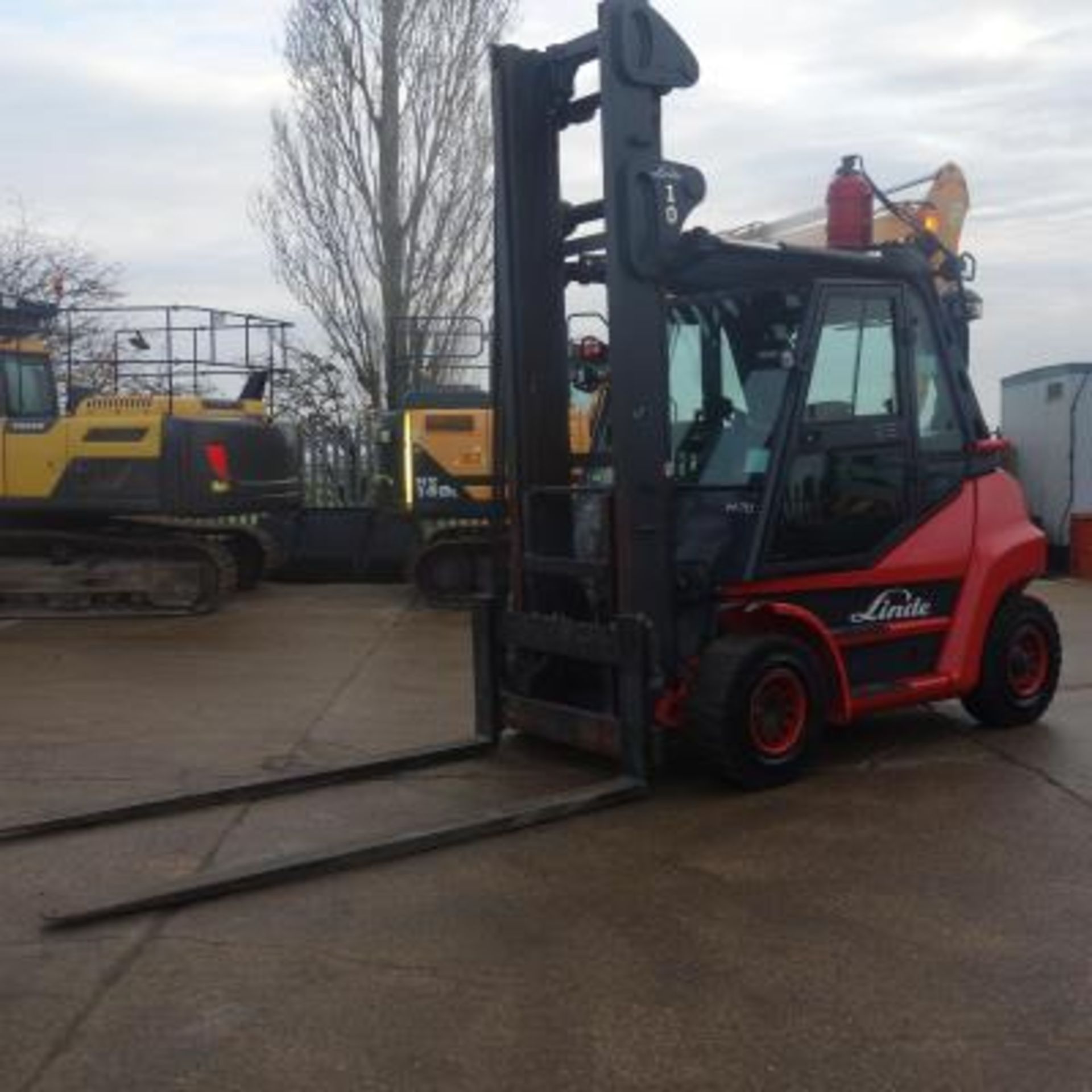 2015 Linde H70D-02 Forklift In Good Condition. - Image 3 of 9