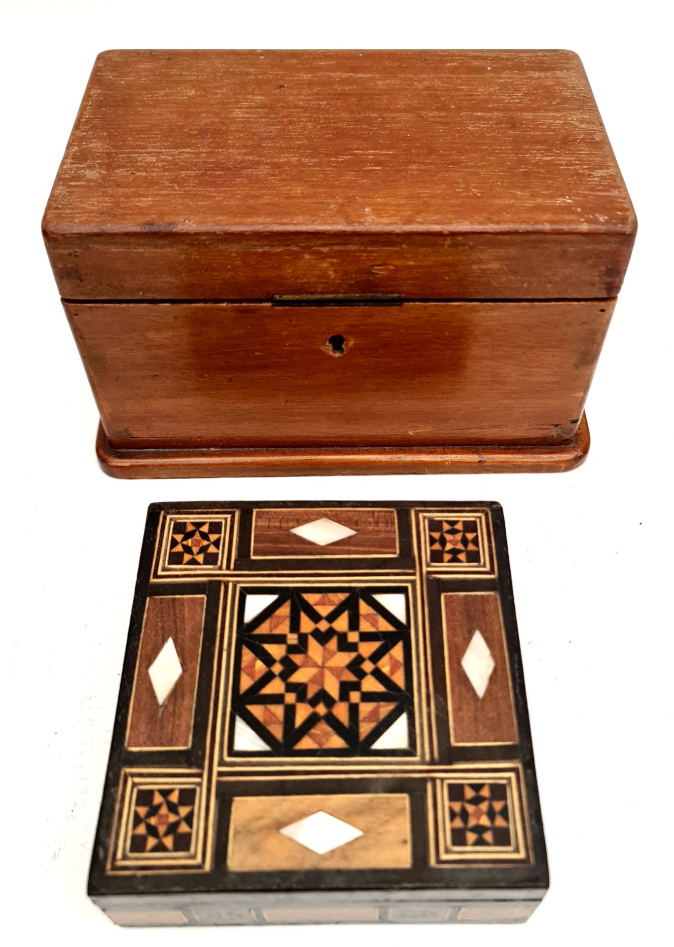 Vintage 2 x Wooden Boxes 1 With Internal Divides 1 Inlaid Vintage 2 x Wooden Boxes 1 With Internal
