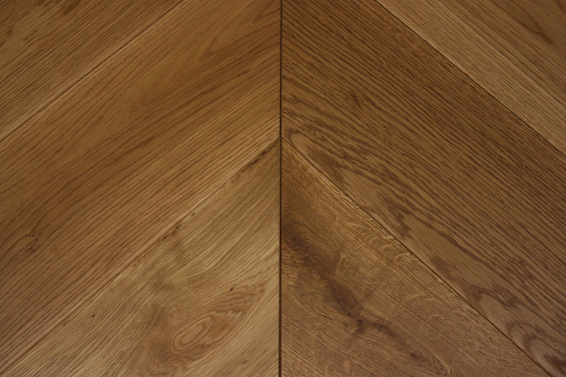 22.32sqm, European Oak Medio Chevron, Character Grade Wood Flooring CLEBP1584