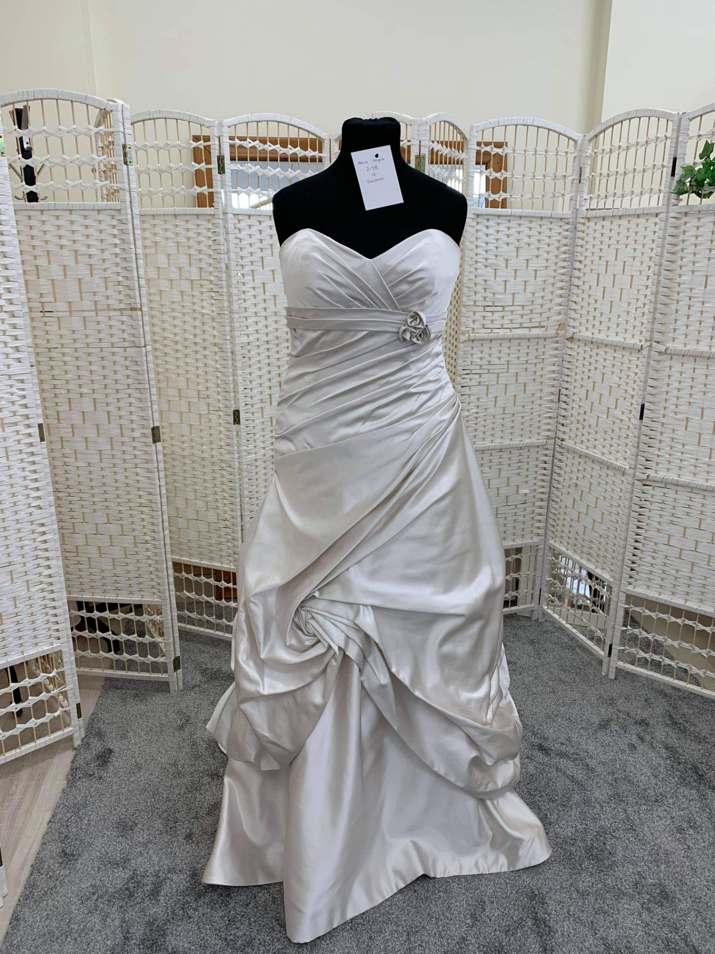 Wedding Dress in Size 16 Alfred Angelo Satin - Image 3 of 3