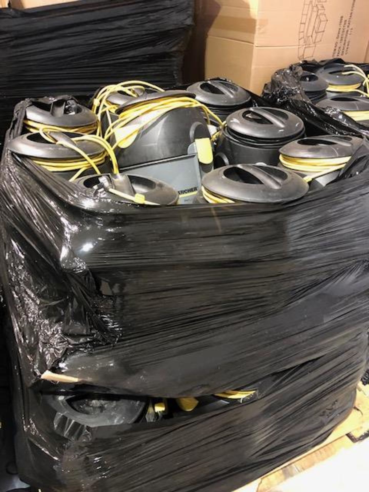 Large pallet of Karcher hoovers (bodies only) - Image 3 of 4