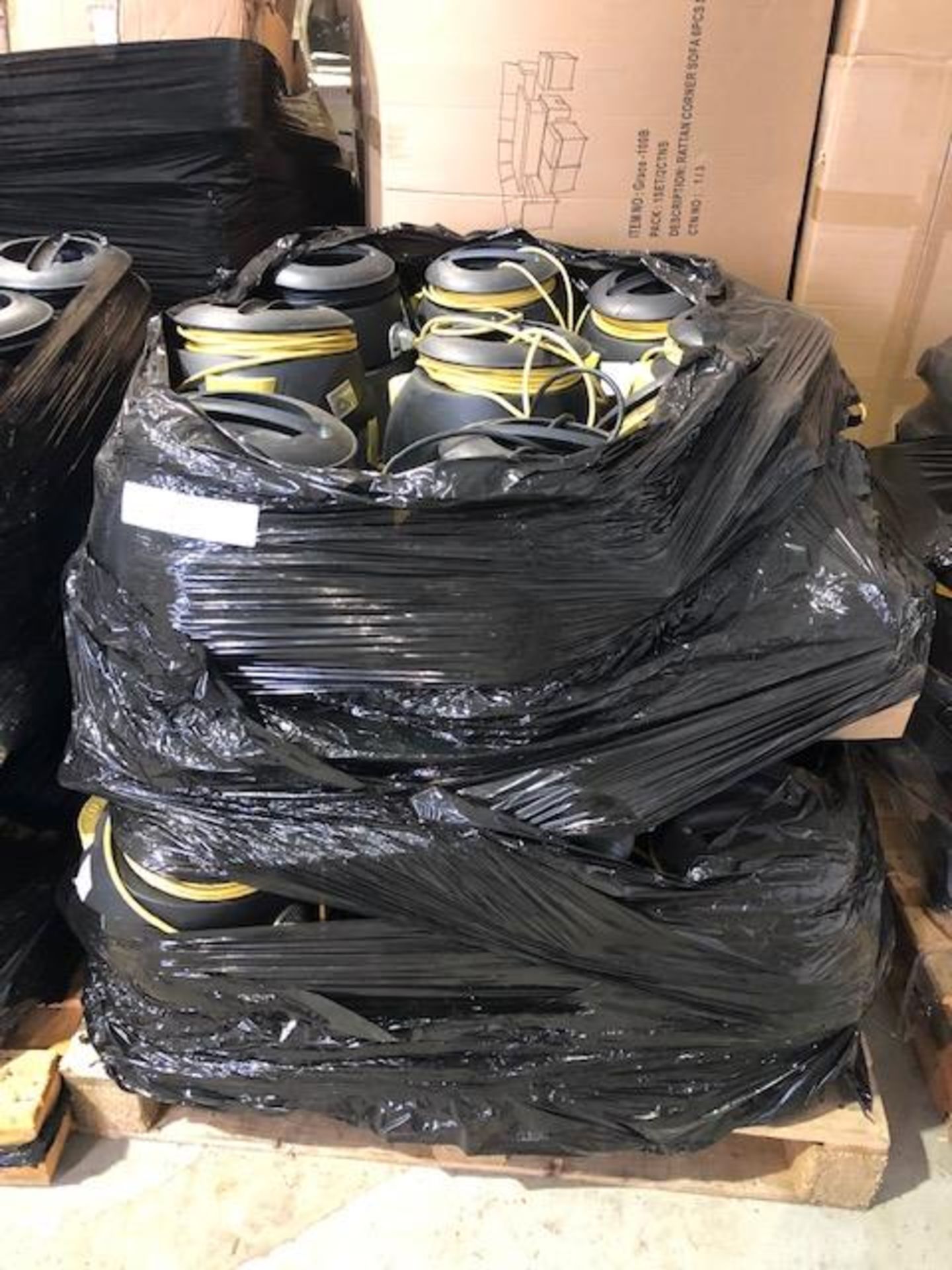 Large pallet of Karcher hoovers (bodies only) - Image 2 of 4