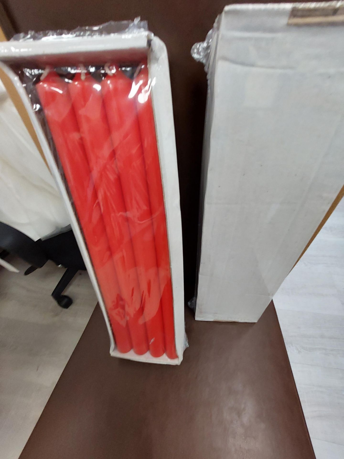 Long red 400 mm x 30 mm candles