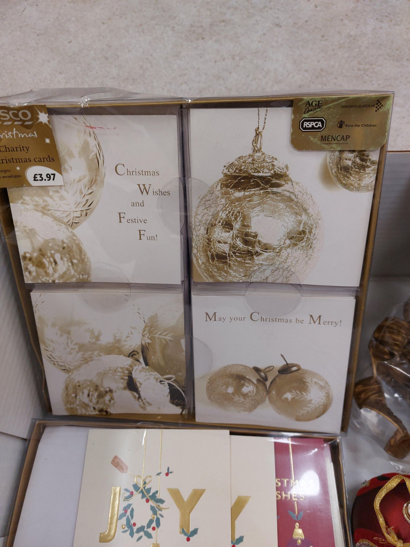 Christmas decorations, baubles, chains, cards etc - Image 4 of 7