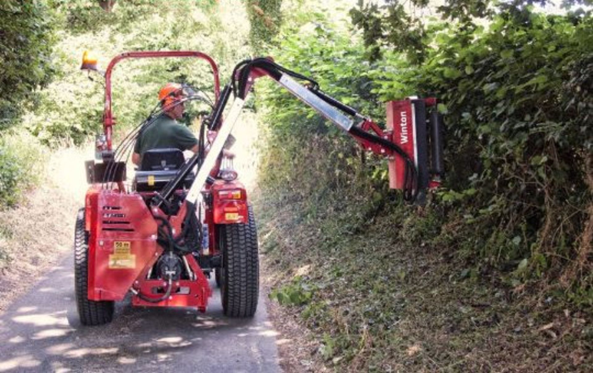 WAM80 Winton Flail Hedge Cutter 80cm (2133) - Image 2 of 4