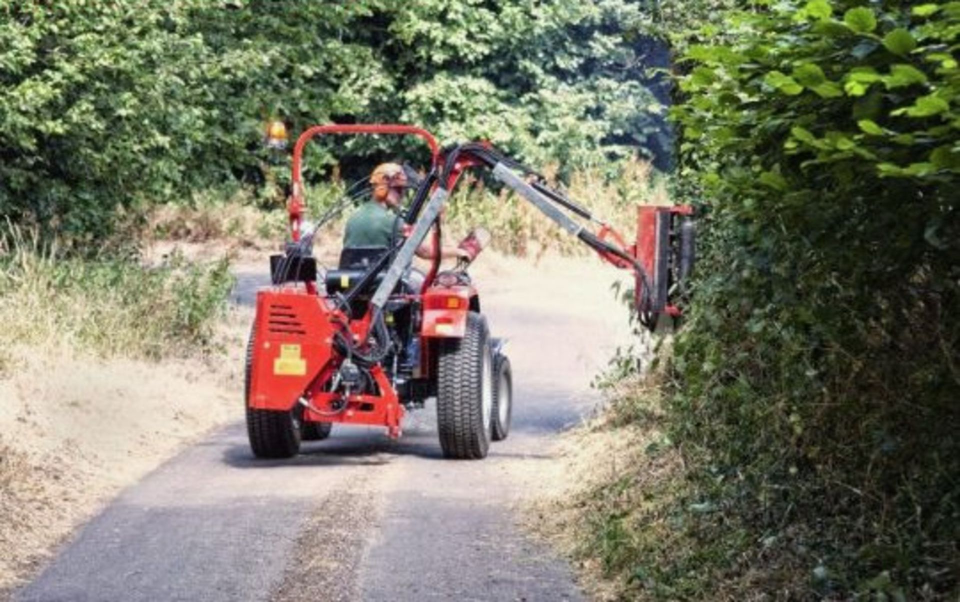 WAM80 Winton Flail Hedge Cutter 80cm (2133)