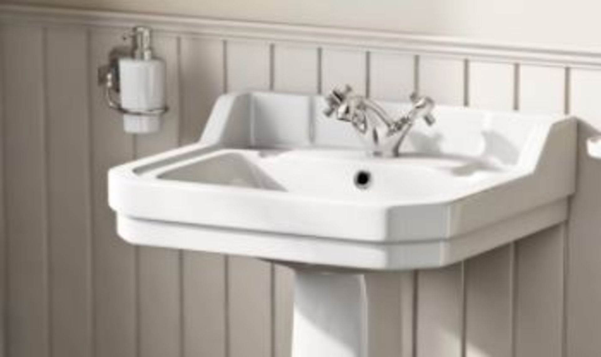 Camberley 55, 1 Tap Hole Traditional Basin. Can Be Paired With Camberley Vanity Unit, Wall Mounted