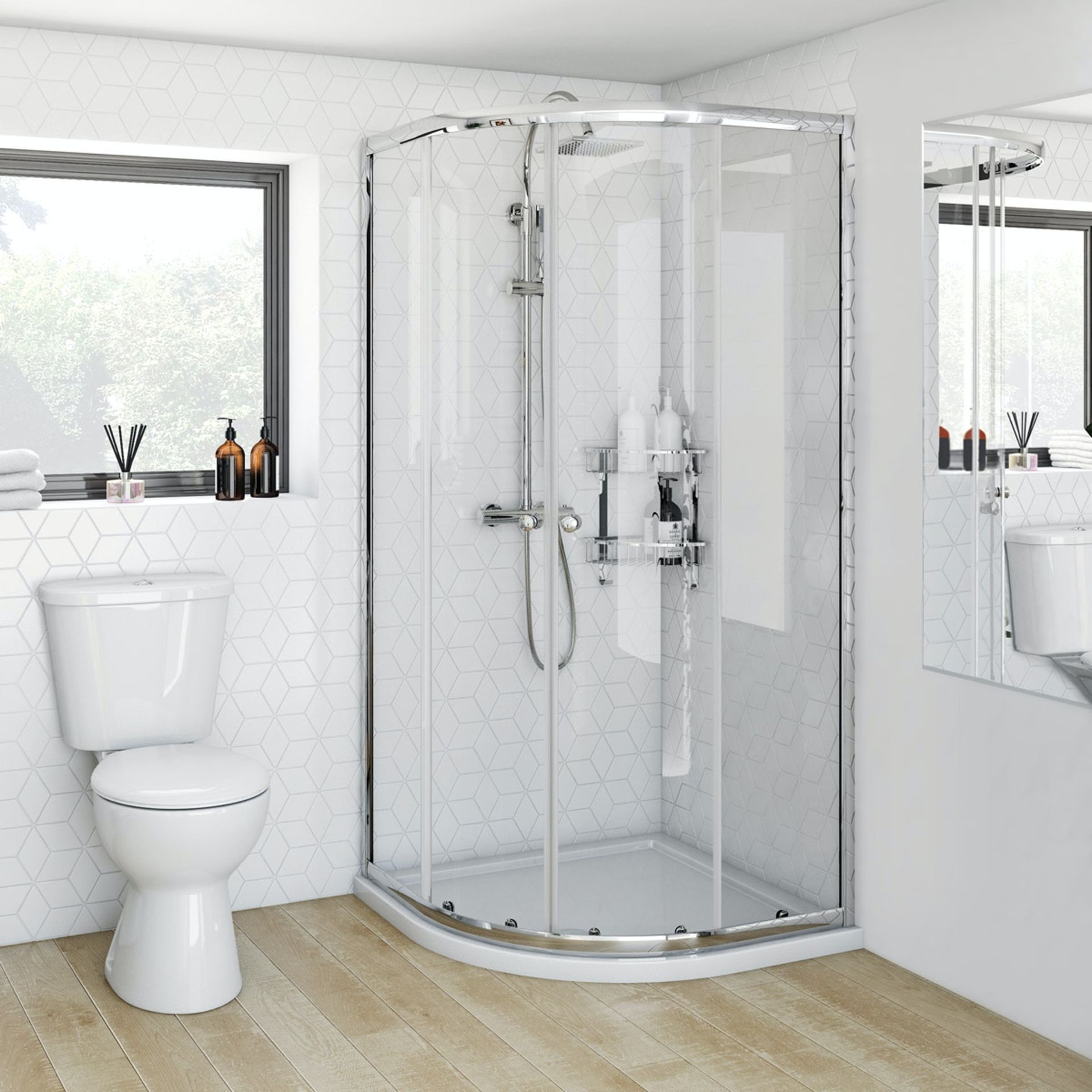 RRP £275. 900 x 900mm 4mm quadrant shower enclosure