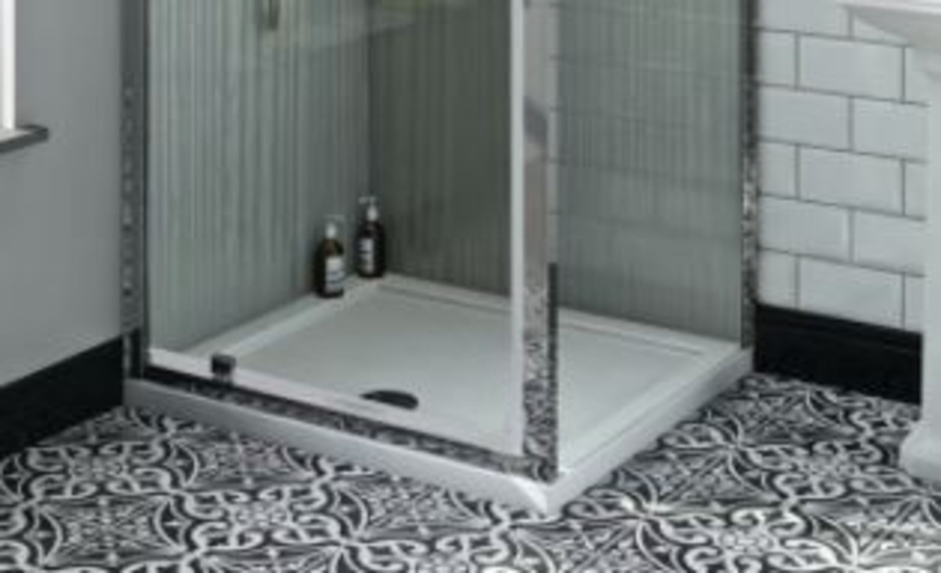 RRP £225. 900 x 800mm Stone resin Shower Tray. Appears new Unused